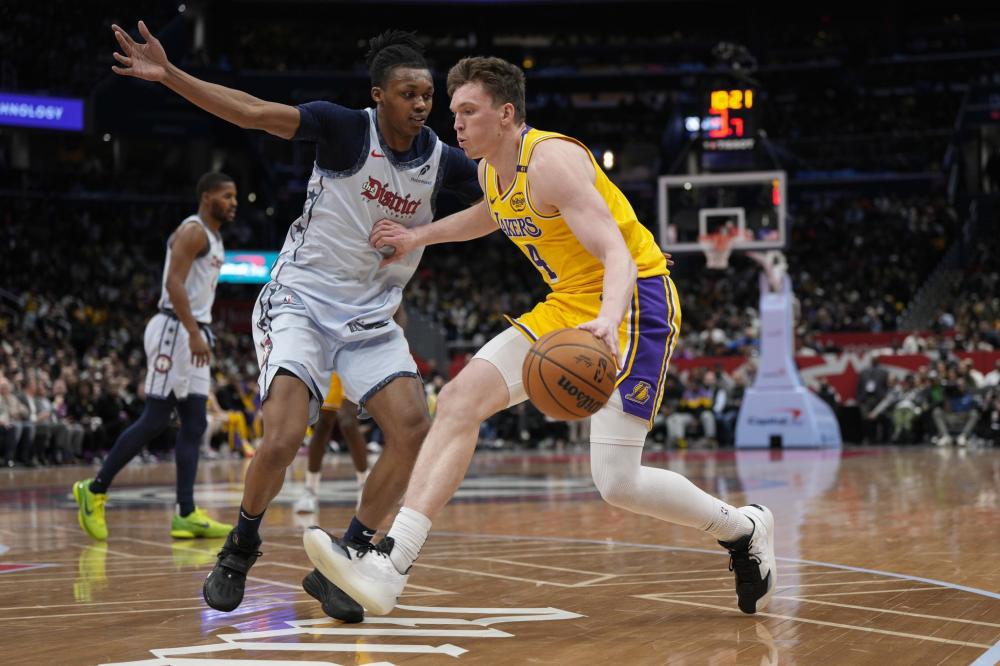 现占据了榜 现占据了榜