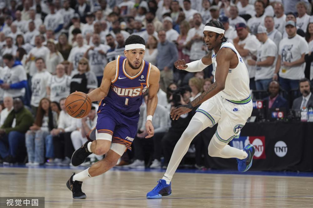 他在场上的 他在场上的