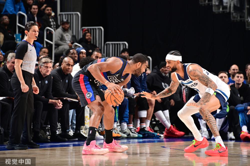 据知情人士 据知情人士