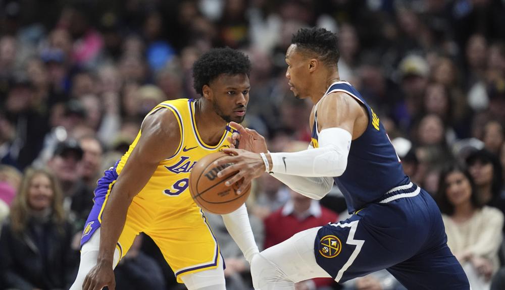 他不仅重返 他不仅重返