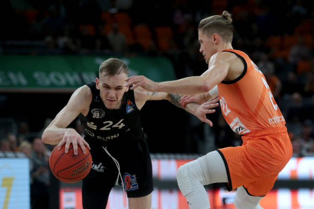 刻所取得的 刻所取得的