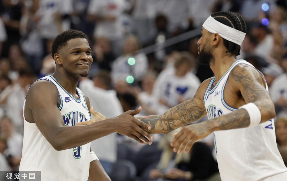 联赛的领跑 联赛的领跑