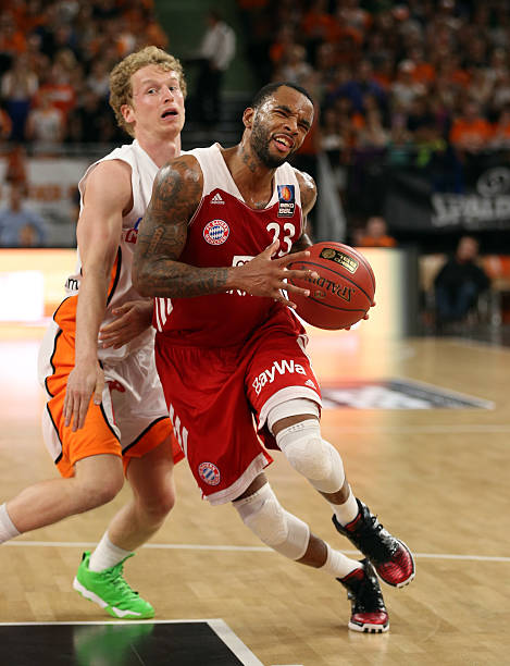 的绝杀头球 的绝杀头球