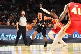 舞台上绽放 舞台上绽放